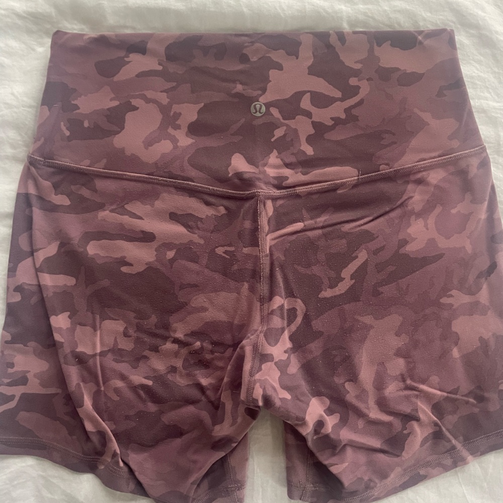 Lululemon pink Camo align shorts